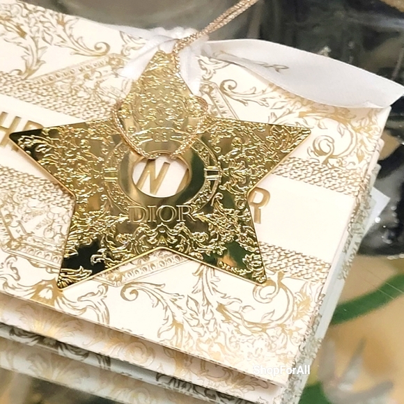 RARE DIOR 2023 Engraved Metal Gold Star Charm Christmas Ornament with dior paper - Picture 8 of 10